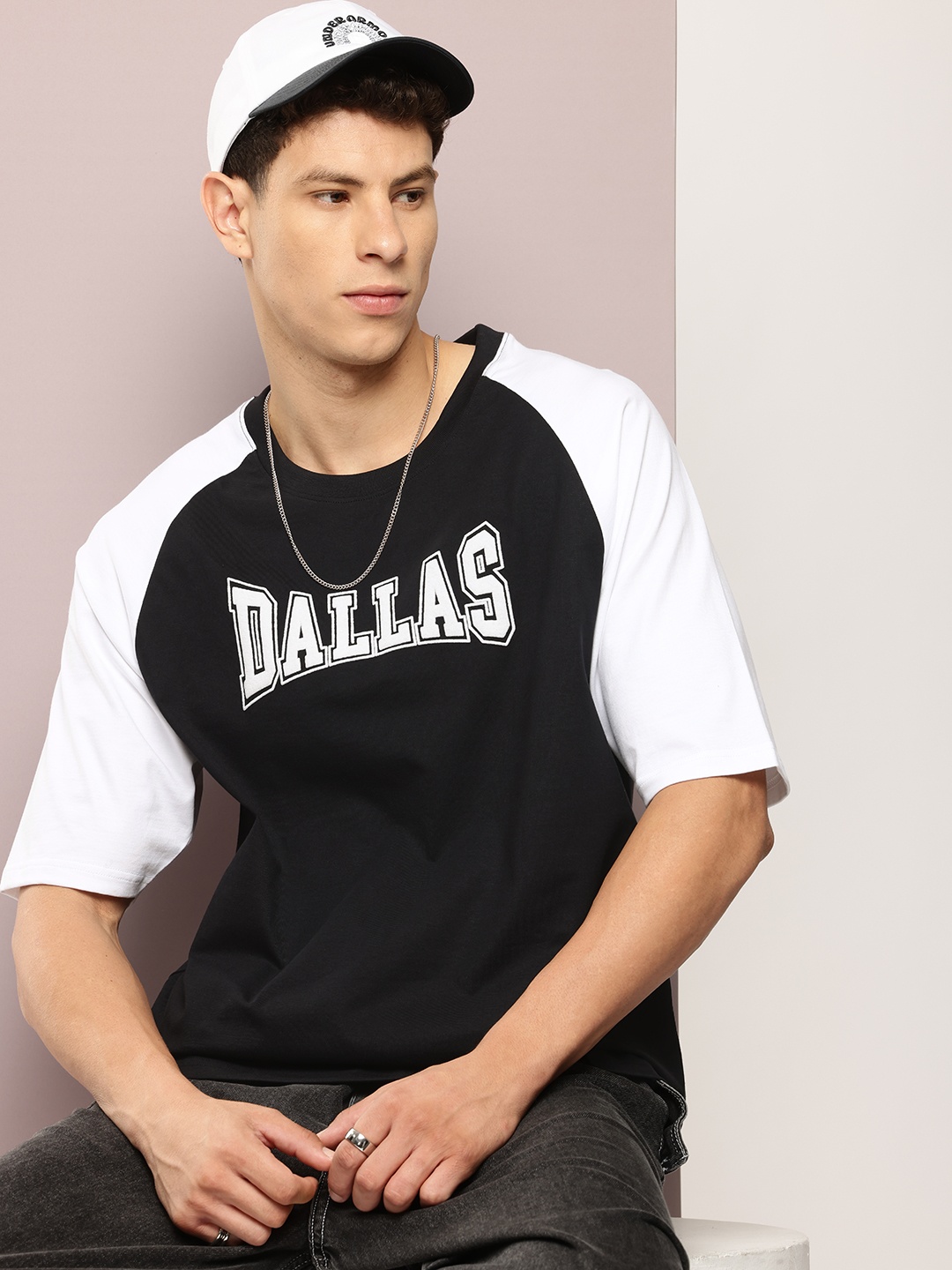 

DILLINGER Men Typography Printed Embossed Oversized T-shirt, Black