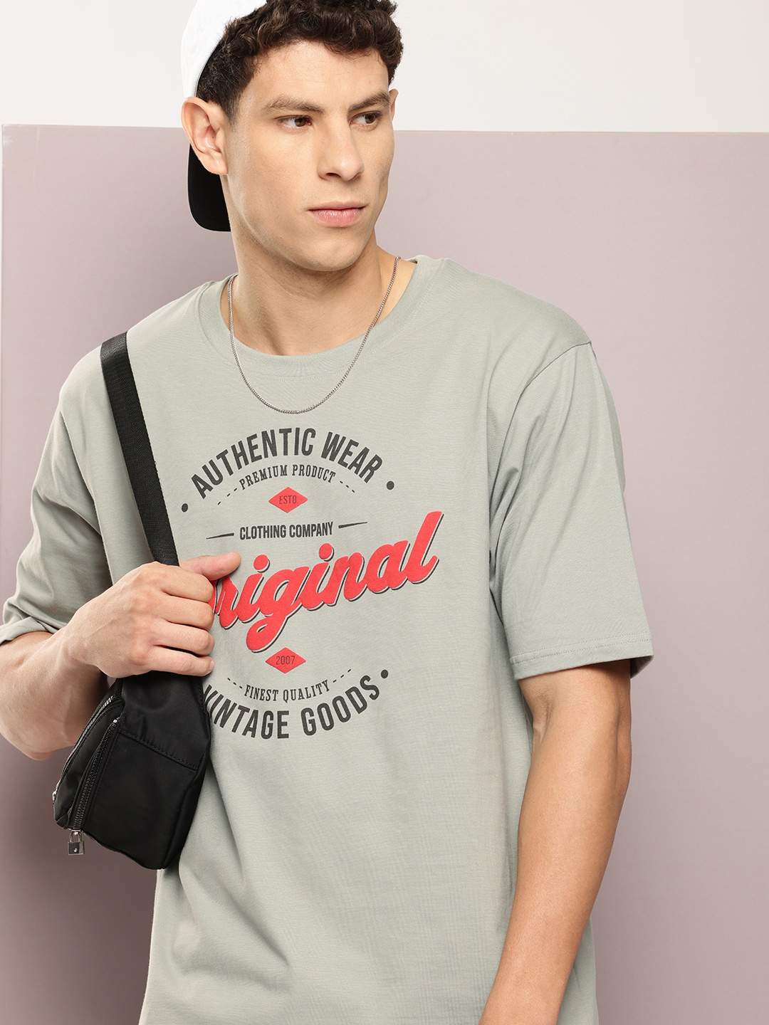 

DILLINGER Men Graphic Printed Embossed Oversized T-shirt, Grey