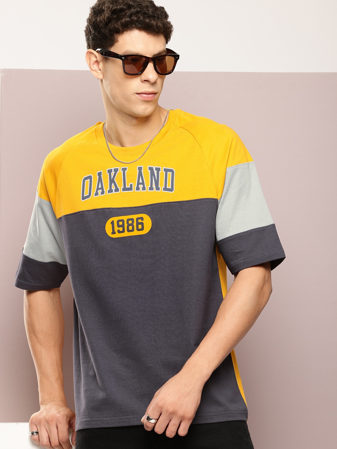 

DILLINGER Men Typography Printed Oversized T-shirt, Grey