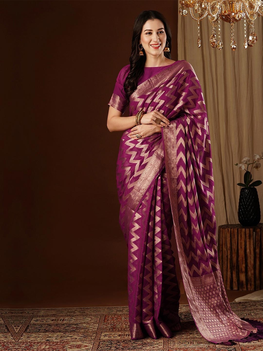 

FLOURIOUS Woven Design Zari Poly Georgette Kanjeevaram Saree, Purple