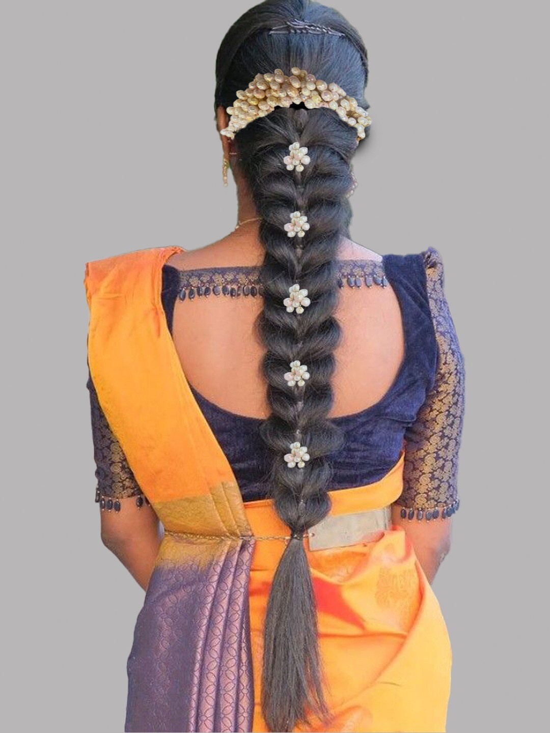 

VAGHBHATT Floral Hair Accessory Set, White