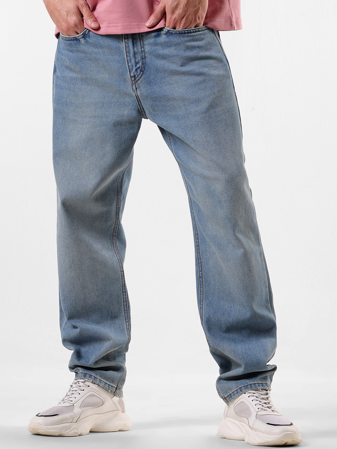 

Beyoung Men Relaxed Fit Clean Look Mid Rise Heavy Fade Jeans, Blue