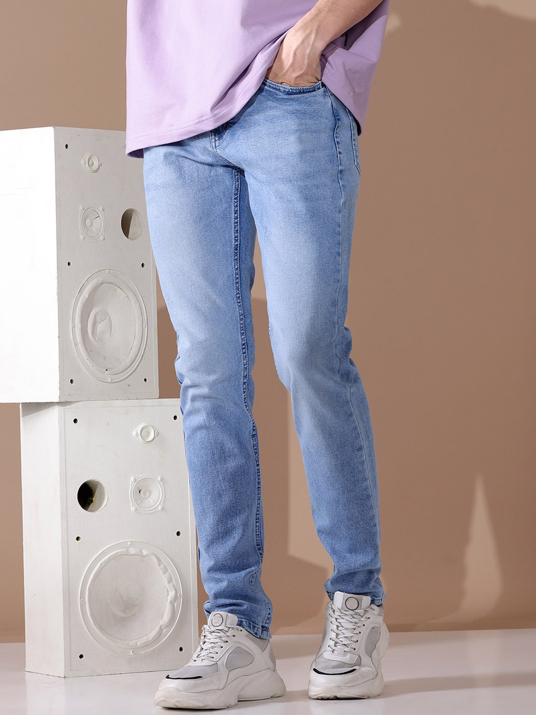 

Beyoung Men Clean Look Mid Rise Heavy Fade Cotton Jeans, Blue