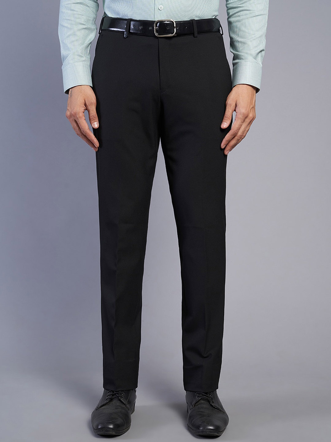 

JB STUDIO Men Slim Fit Mid-Rise Formal Trousers, Black