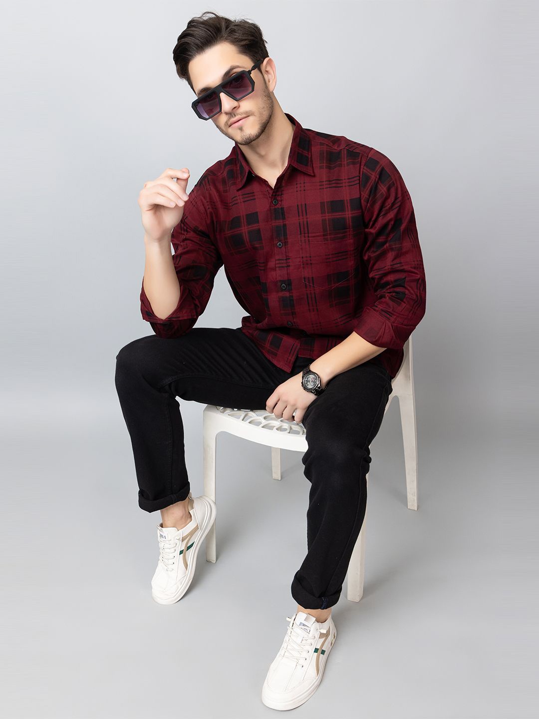 

Club York Checked Spread Collar Curved Cotton Casual Shirt, Maroon