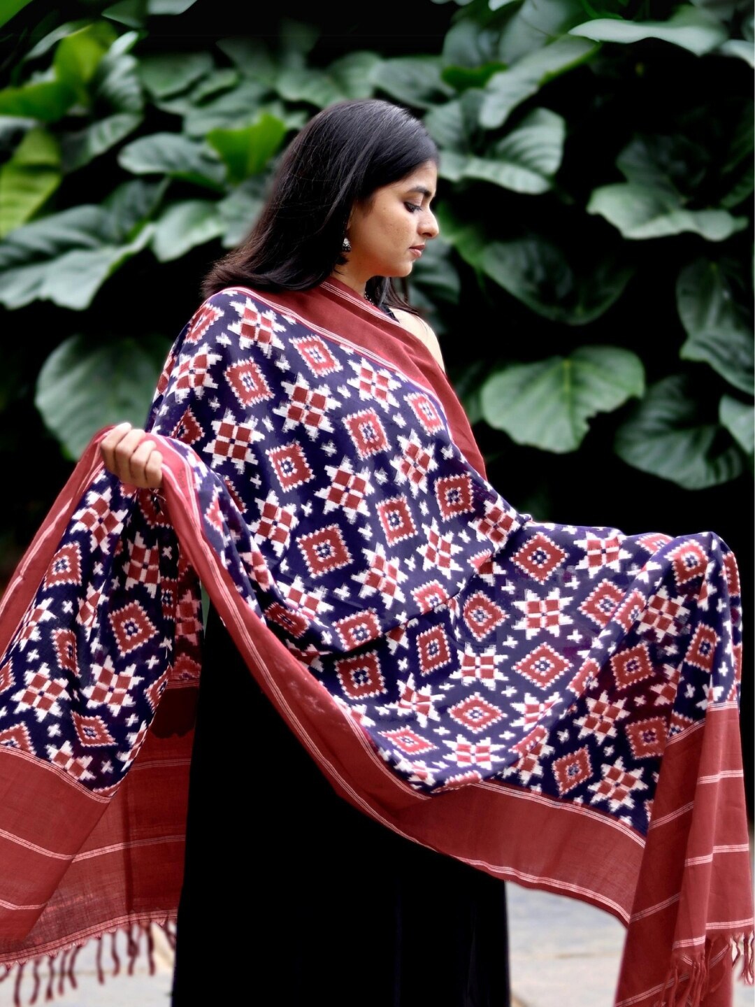 

Peepul Tree Ikat Printed Cotton Dupatta, Blue