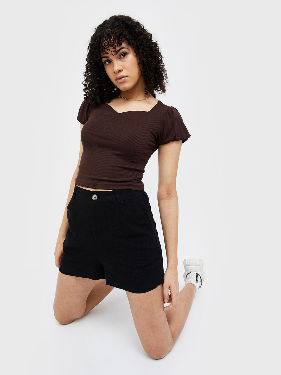 

Ginger by Lifestyle Sweetheart Neck Crop Top, Brown