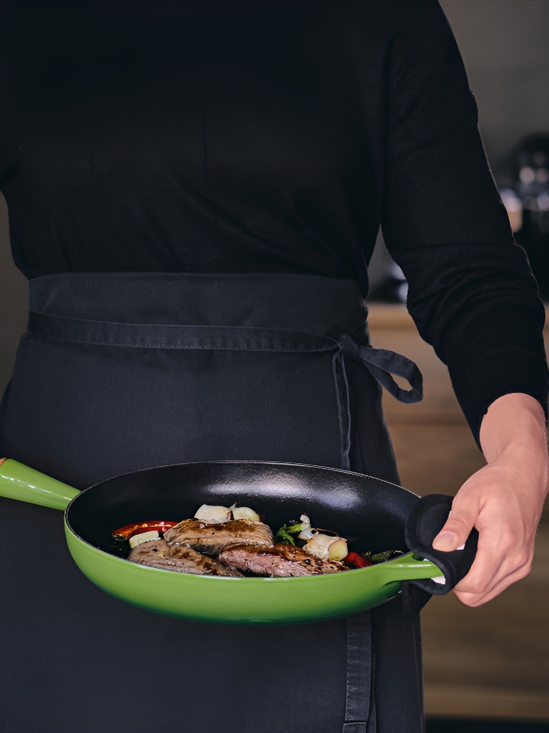 

LE CREUSET Green Cast Iron Frying Pan