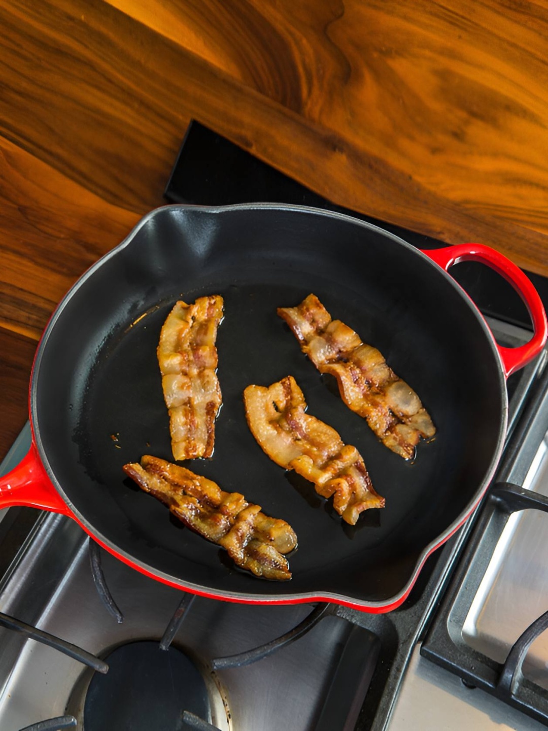 

LE CREUSET Evo Red & Black Cast Iron Skillet Pan