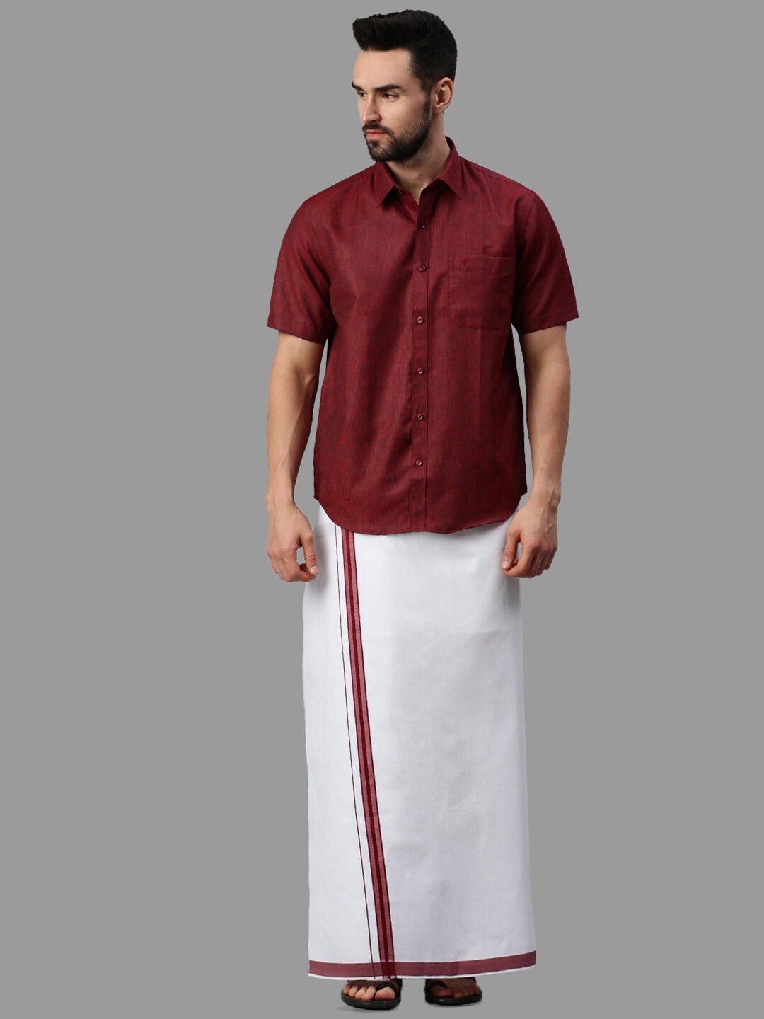 

Ramraj Cotton Half Sleeve Shirt & Matching Dhoti, Red