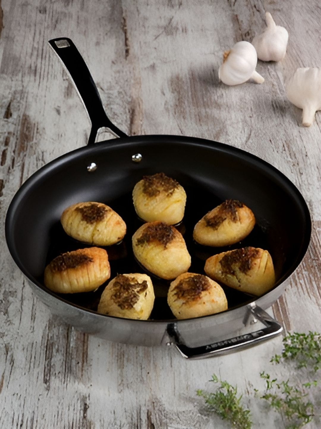 

LE CREUSET White Tri-Ply Stainless Steel Stainless Steel Fry Pan