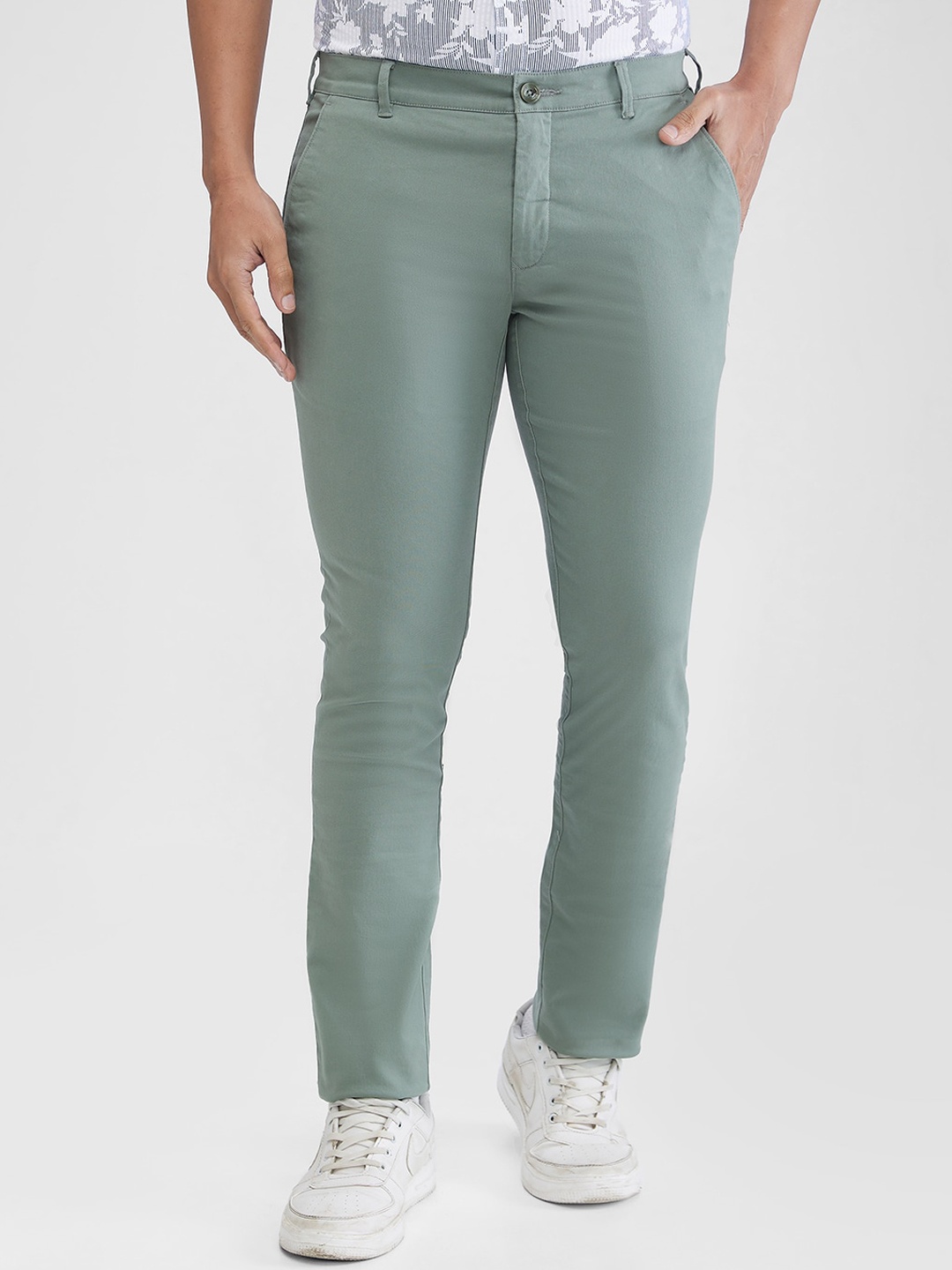 

ColorPlus Men Slim Fit Mid-Rise Trousers, Green