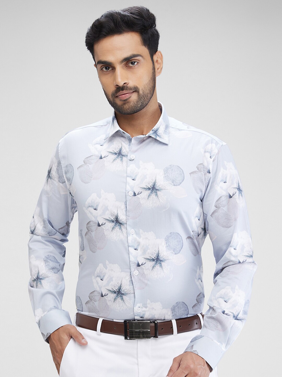 

Park Avenue Floral Printed Cutaway Collar Curved Cotton Slim Fit Formal Shirt, Blue