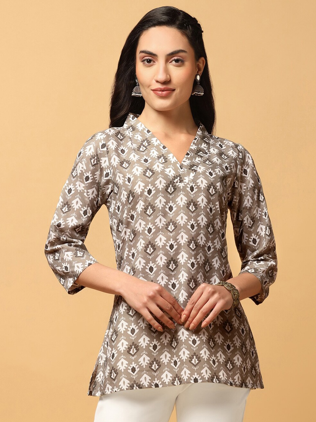 

FASHION DREAM Ethnic Motifs Printed V-Neck Cotton Top, Grey