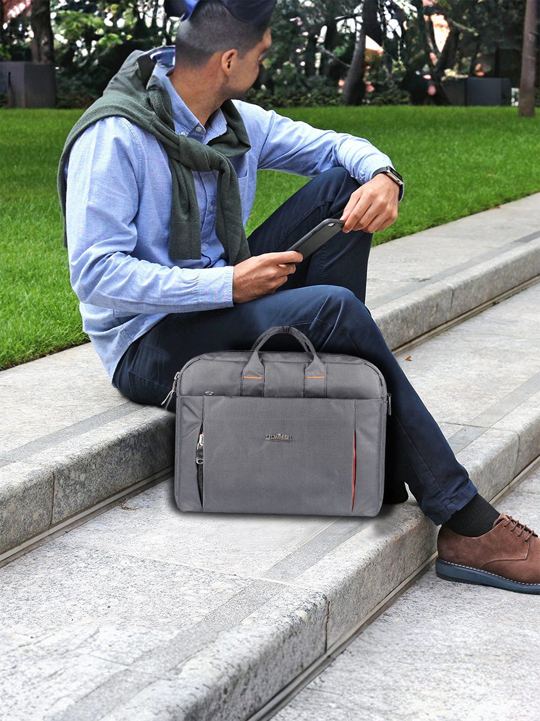 

THE CLOWNFISH Unisex Laptop Bag, Grey