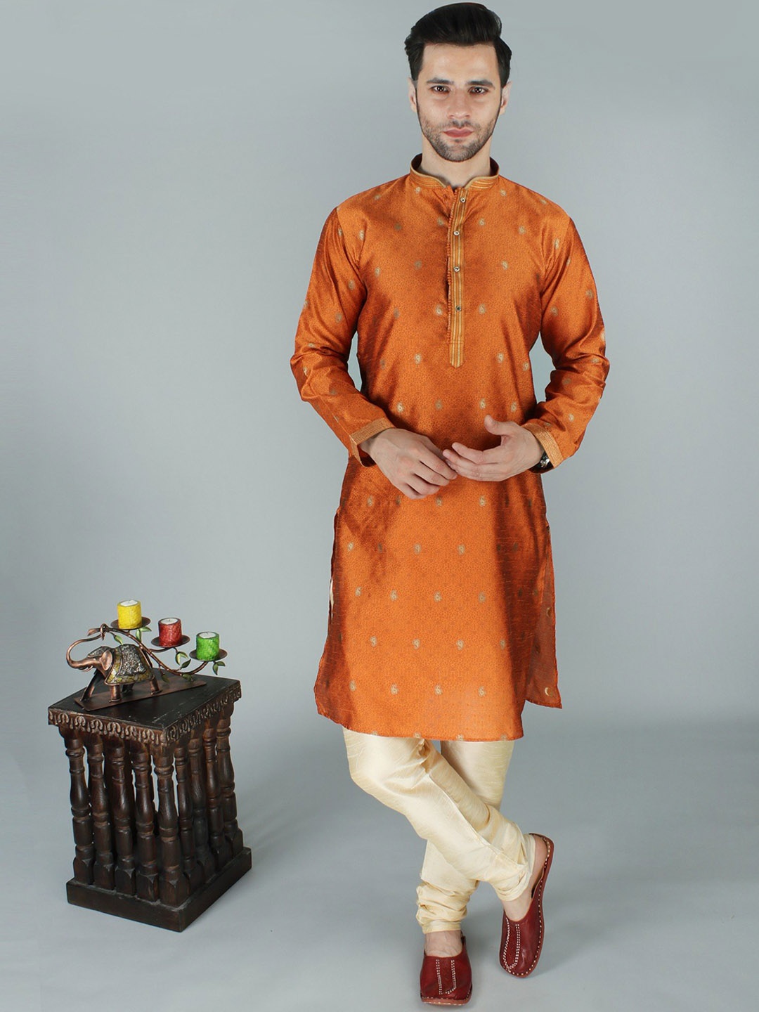

Exotic India Paisley-Floral Brocaded Pattern Kurta Pajama Set, Orange