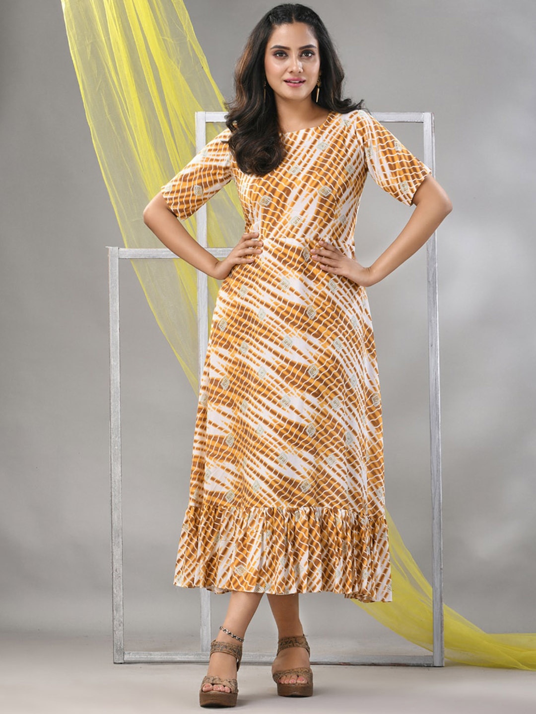 

Charukriti Tie & Dye Printed Fit & Flare Midi Ethnic Dresses, White