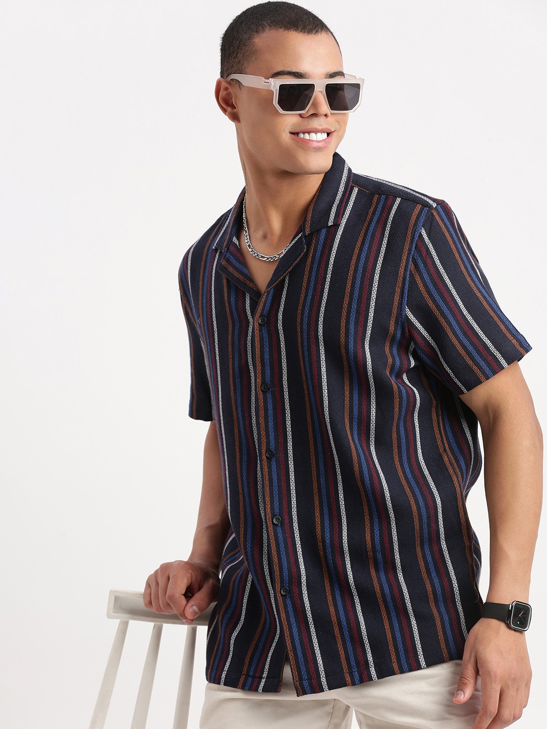

SHOWOFF Standard Relaxed Fit Vertical Stripes Cuban Collar Cotton Casual Shirt, Navy blue