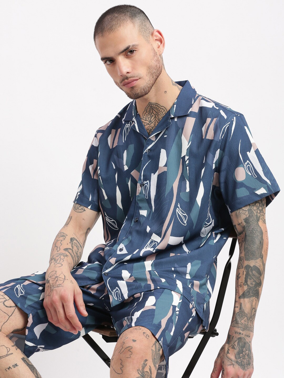 

SHOWOFF Abstract Printed Cuban Collar Shirt & Shorts, Blue