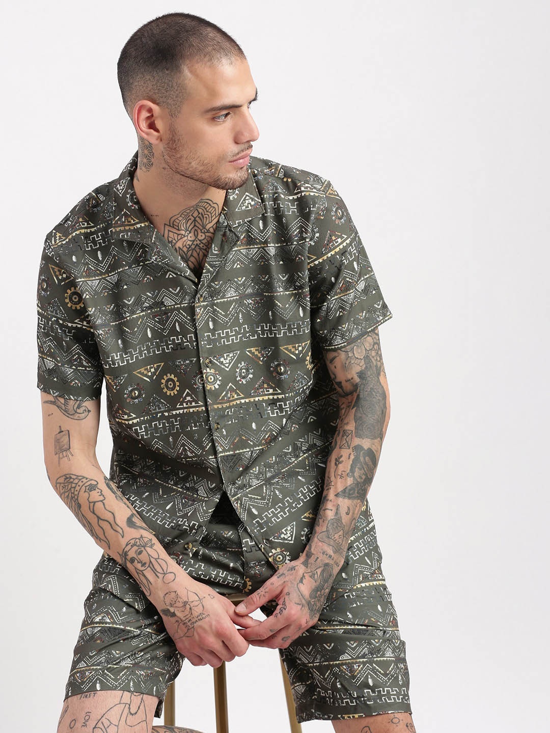 

SHOWOFF Geometric Printed Cuban Collar Shirt & Shorts, Olive