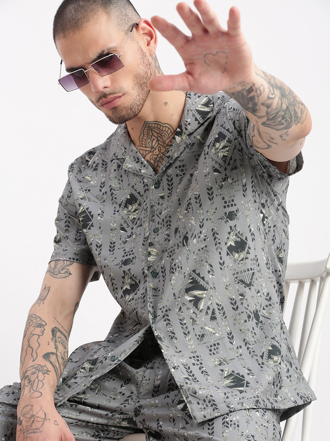 

SHOWOFF Geometric Printed Cuban Collar Shirt & Shorts, Grey