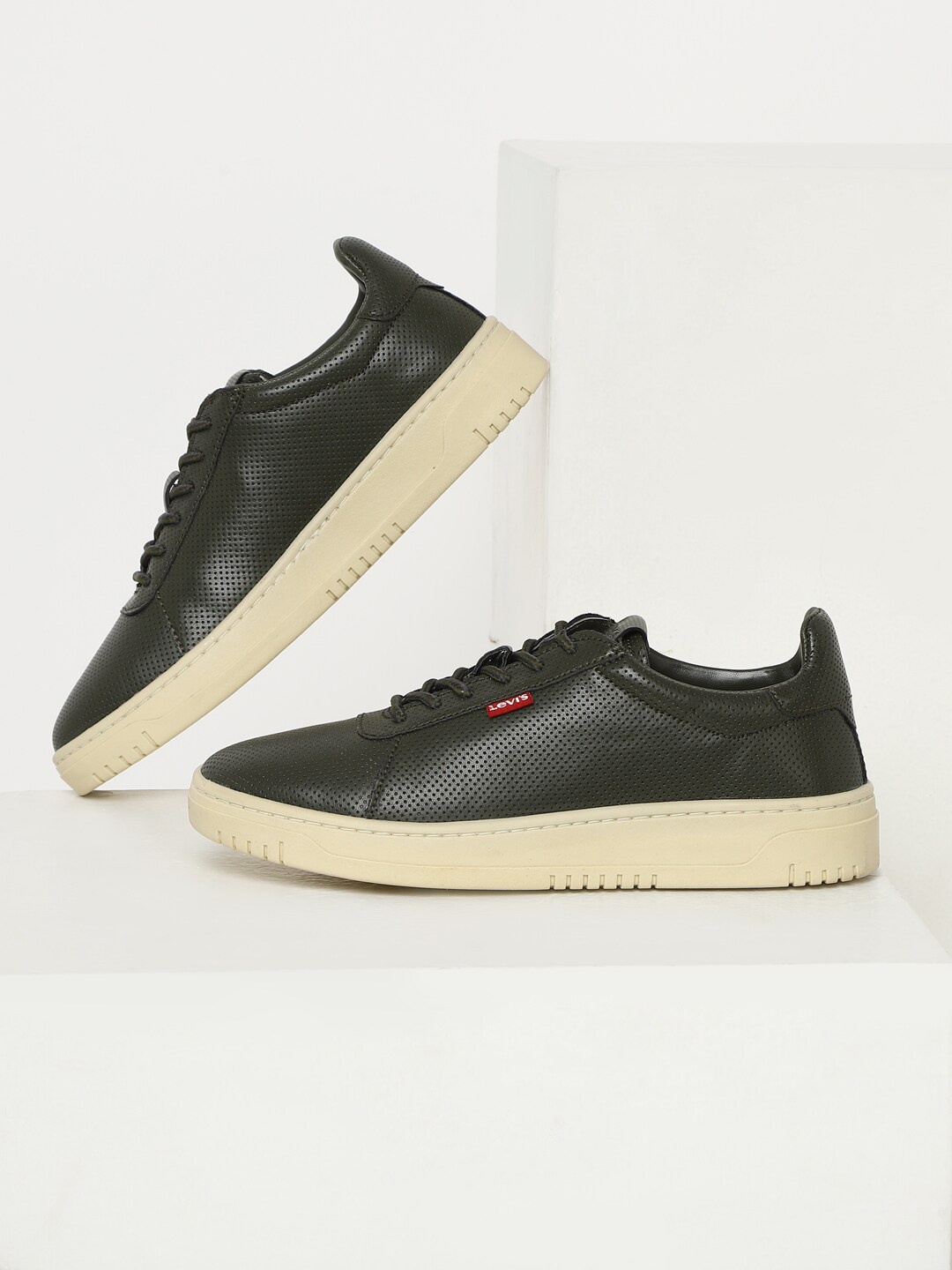 

Levis Men Perforations Round Toe Orthotic Friendly Sneakers, Green