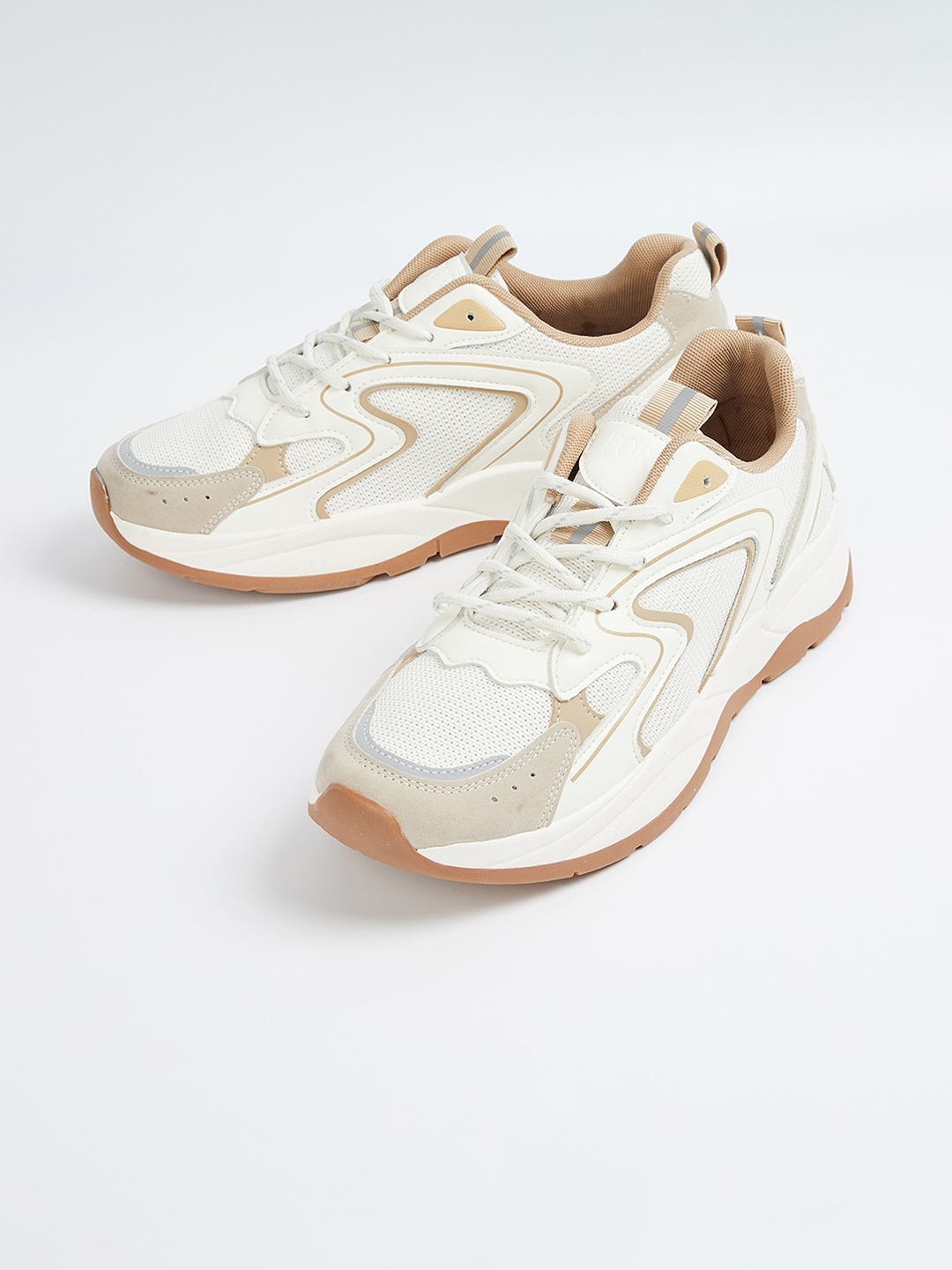 

Forca by Lifestyle Men Round Toe Sneakers, Beige