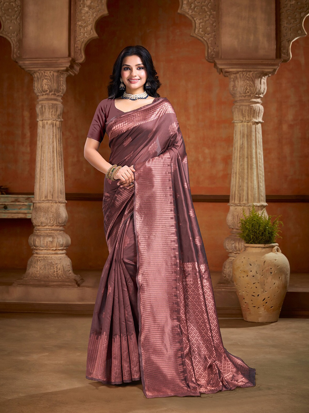 

Mitera Woven Design Zari Art Silk Banarasi Saree, Brown