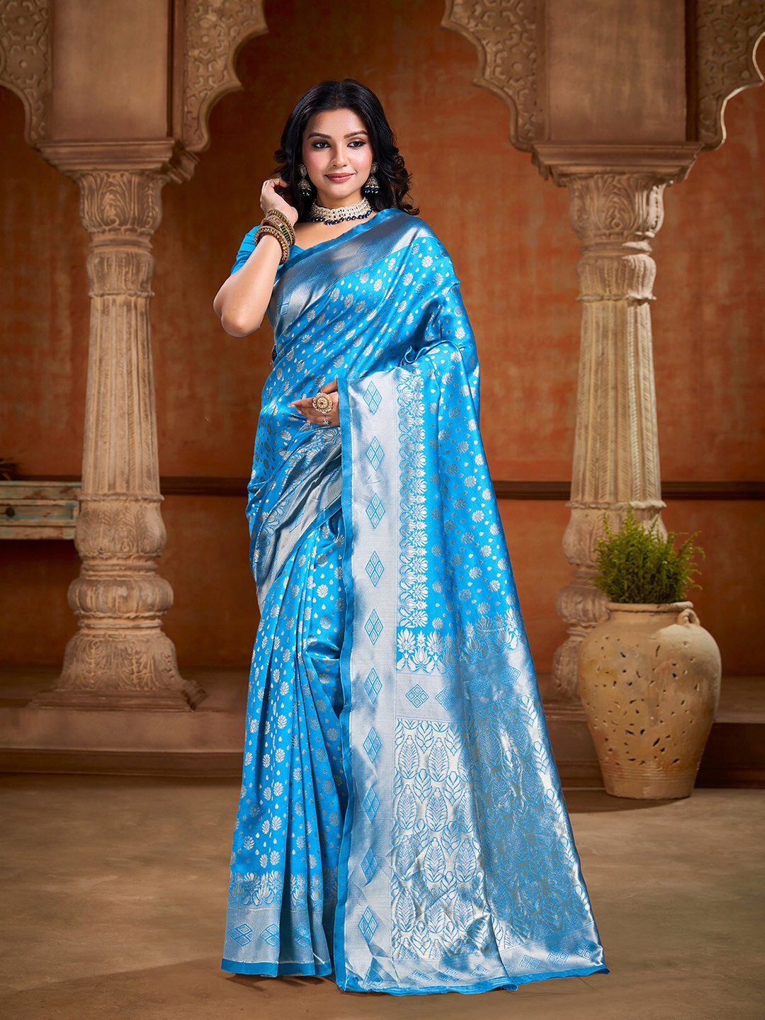 

Mitera Woven Design Zari Art Silk Banarasi Saree, Blue