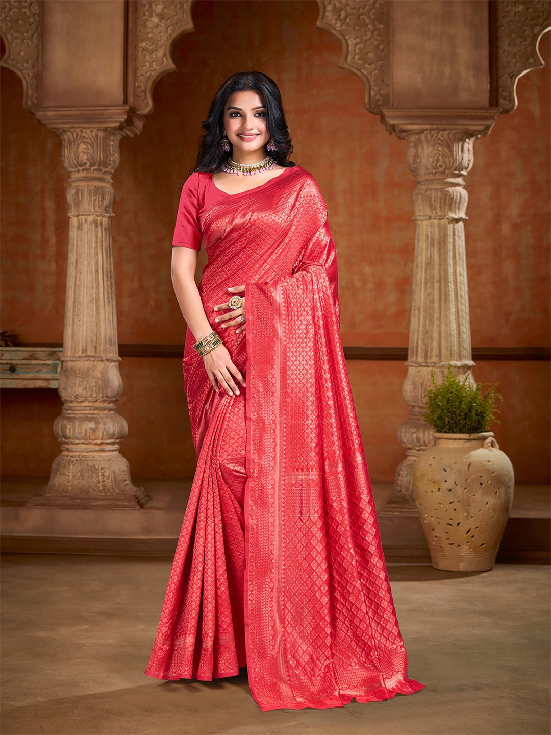 

Mitera Woven Design Zari Art Silk Banarasi Saree, Red