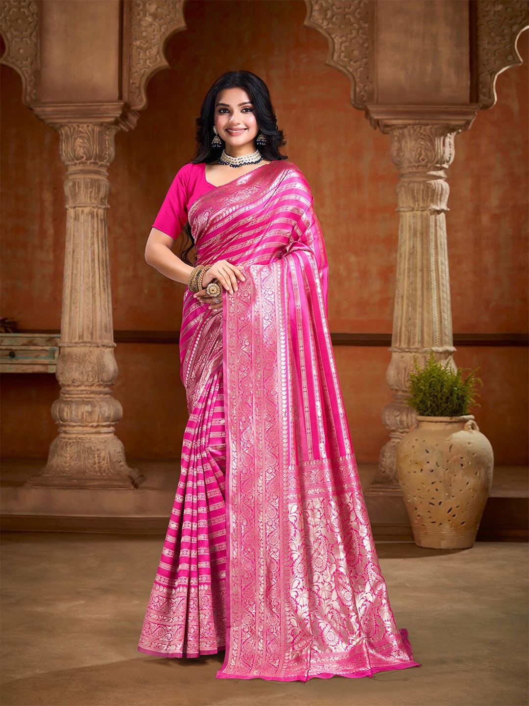 

Mitera Woven Design Zari Art Silk Banarasi Saree, Pink