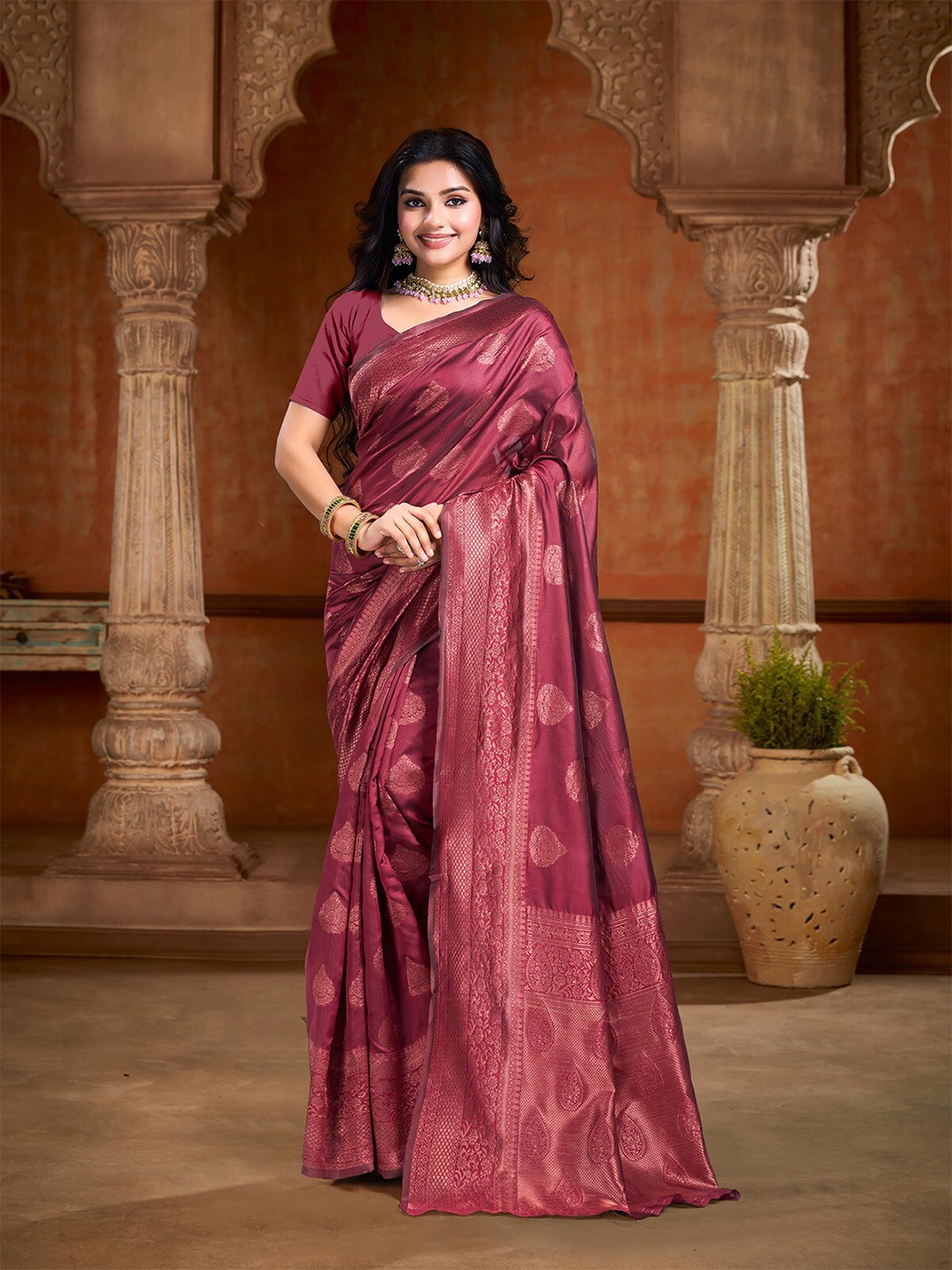 

Mitera Woven Design Zari Art Silk Banarasi Saree, Maroon