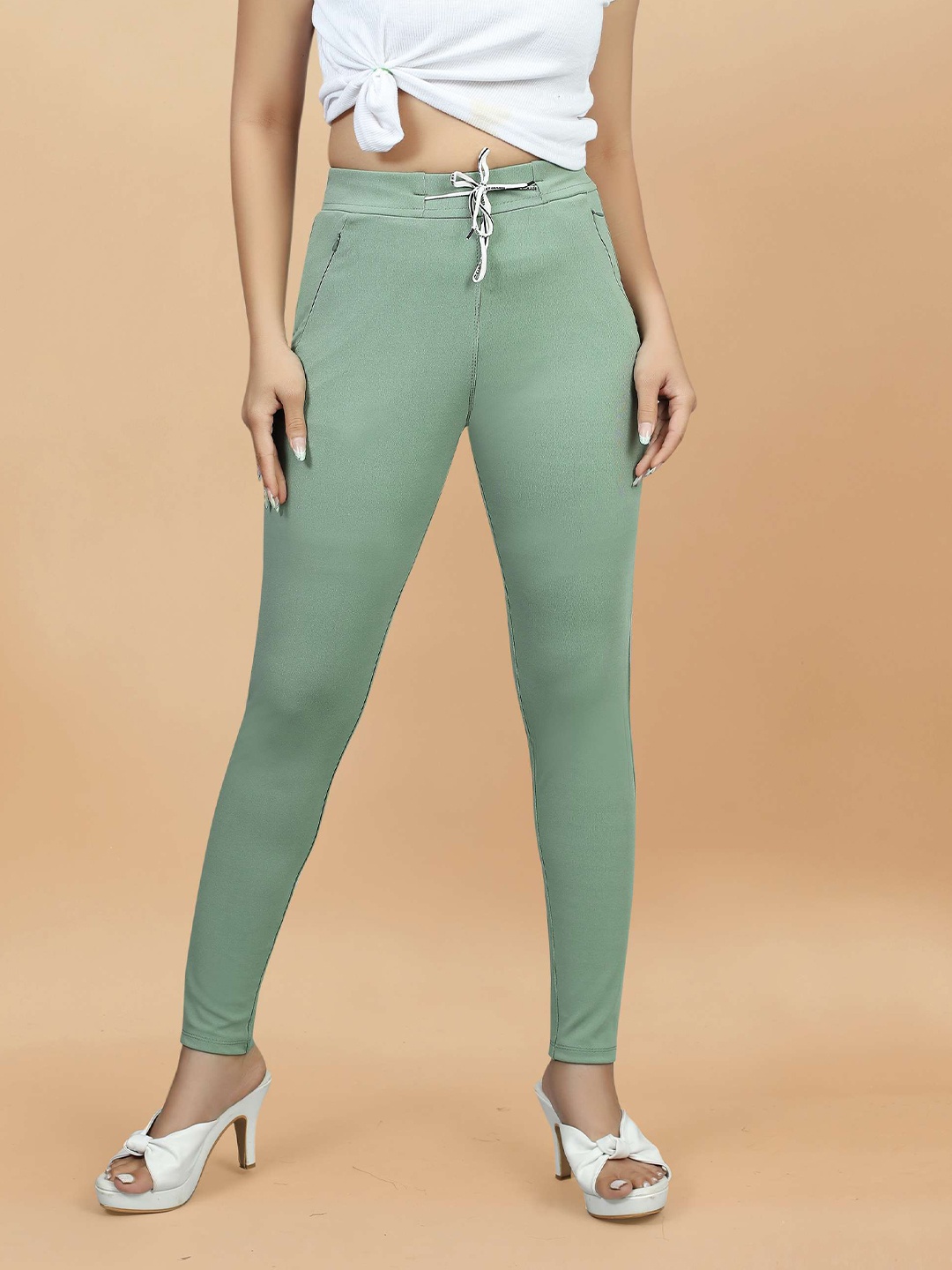 

Rhey Women Skinny Fit Jeggings, Green