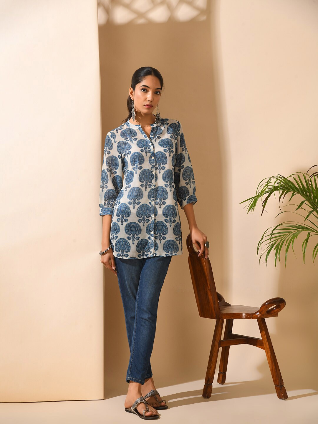 

KALINI Ethnic Printed Mandarin Collar Printed Tunic, Blue