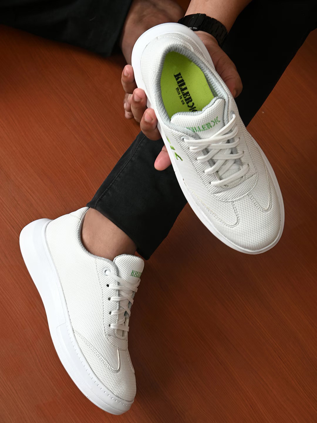 

Killer Men Round Toe Lightweight Sneakers, White