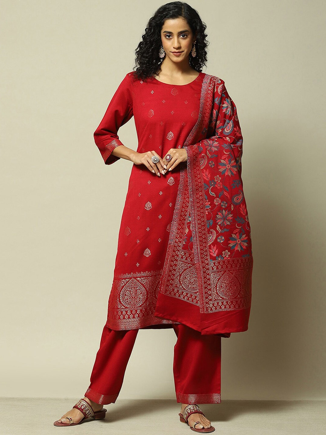 

Rangriti Floral Printed Regular Straight Kurta with Palazzos & Dupatta, Red