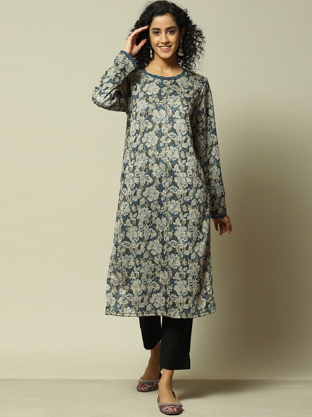 

Rangriti Floral Printed Round Neck Long Sleeves Acrylic Straight Kurta, Blue