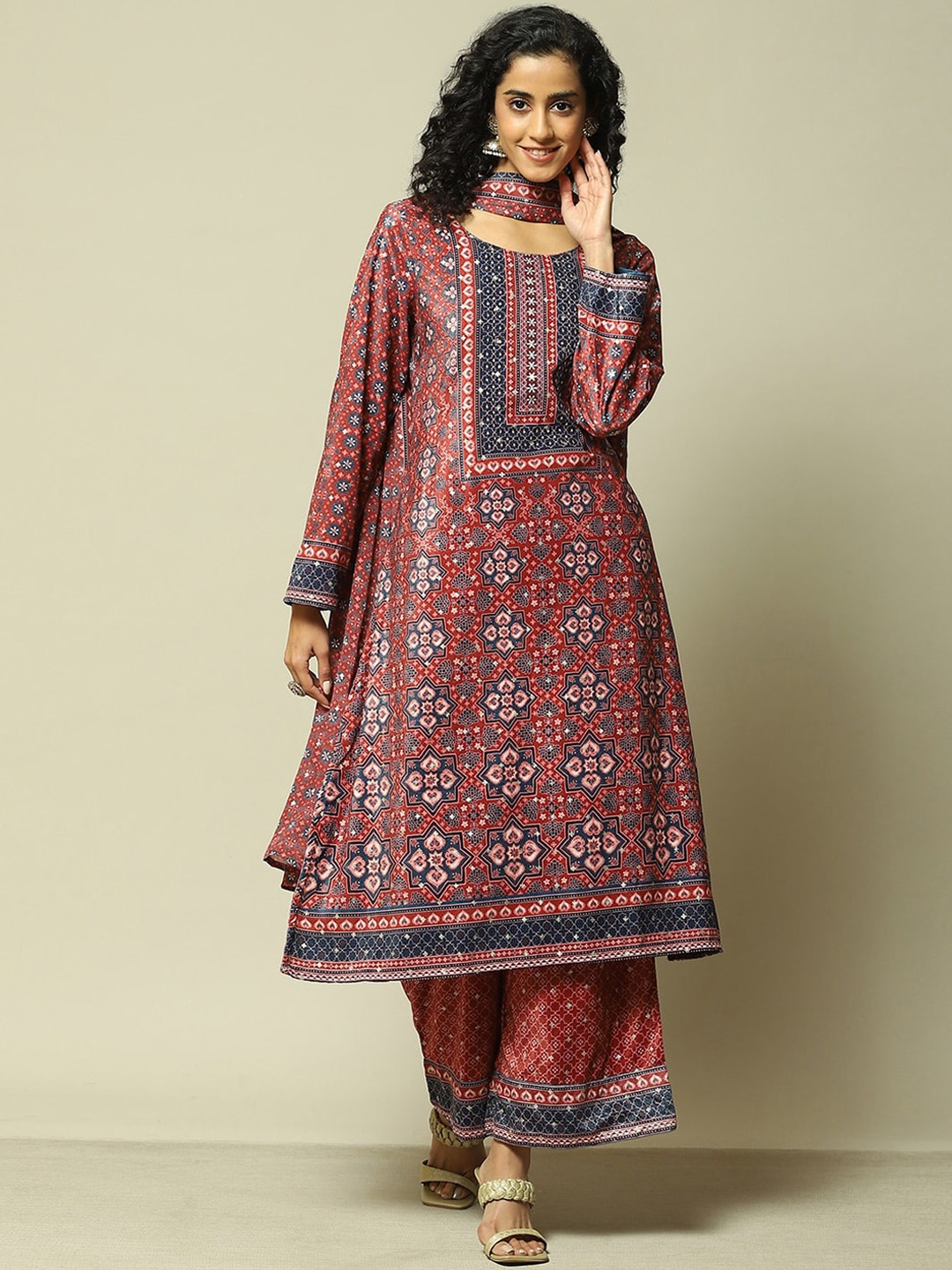 

Rangriti Ethnic Motifs Printed Straight Kurta With Palazzo & Dupatta, Maroon