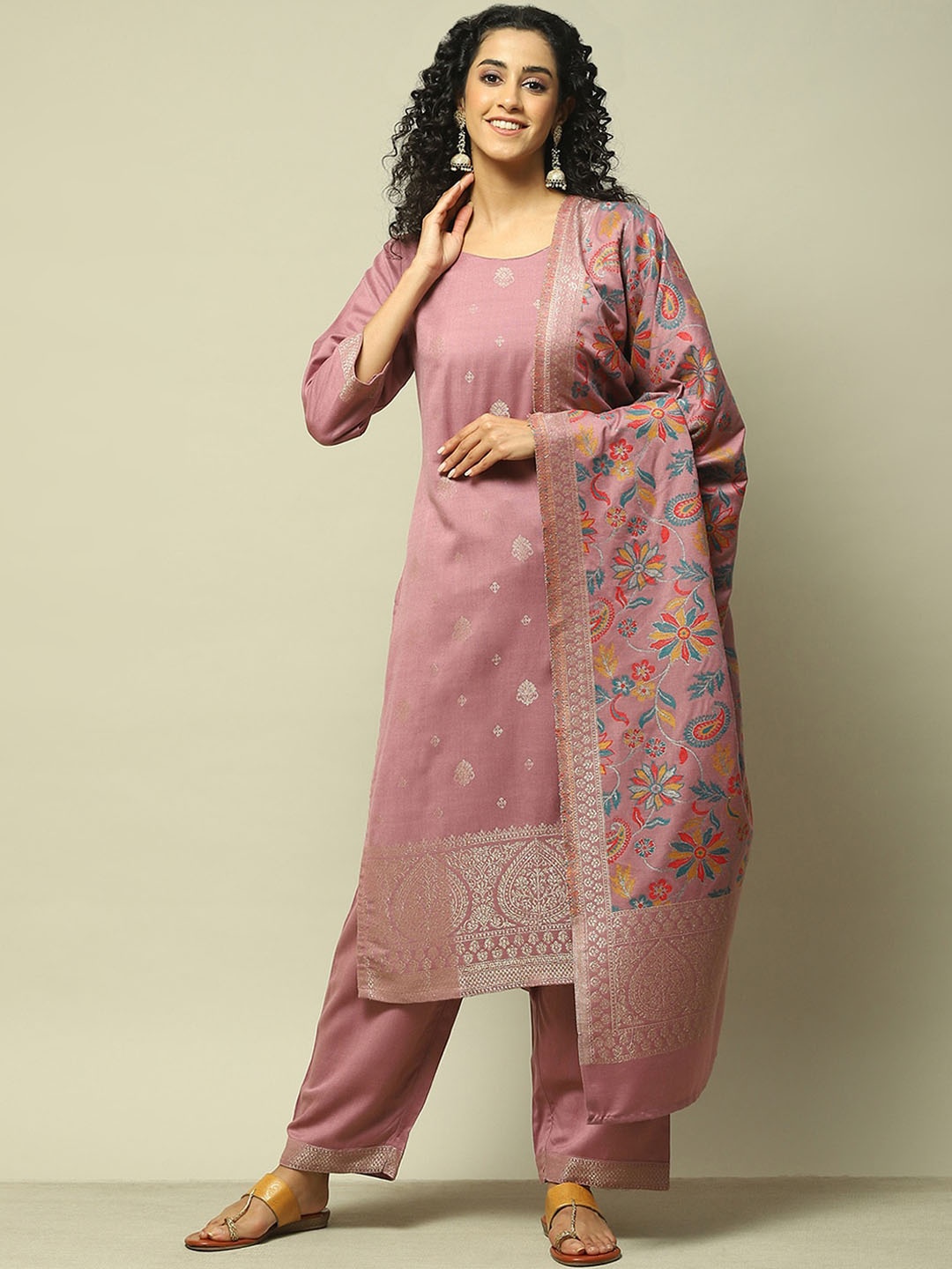 

Rangriti Floral Printed Round Neck Three-Quarter Sleeves Kurta with Palazzos & Dupatta, Mauve