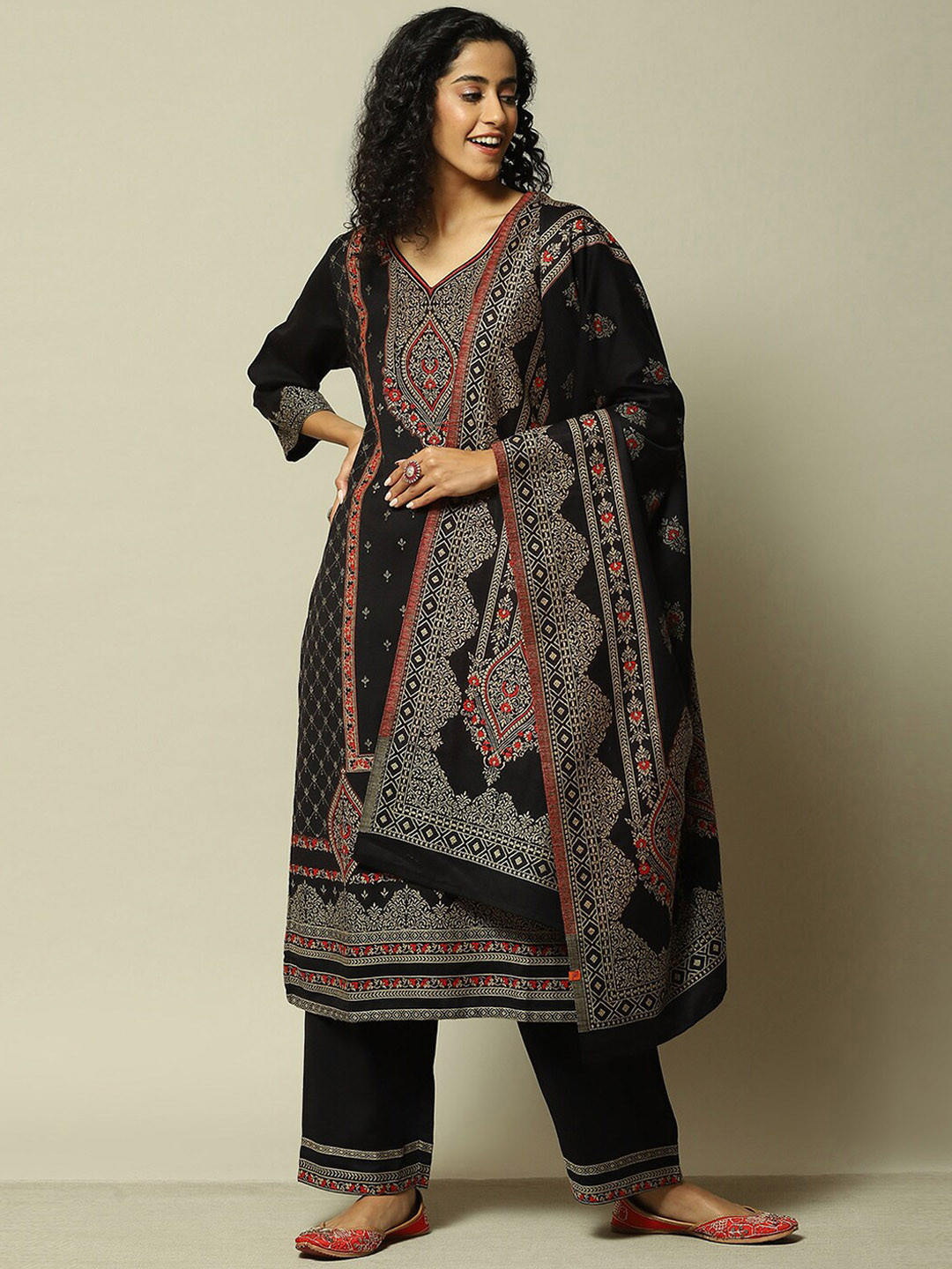 

Rangriti Floral Woven Design Straight Kurta With Palazzos & Dupatta, Black