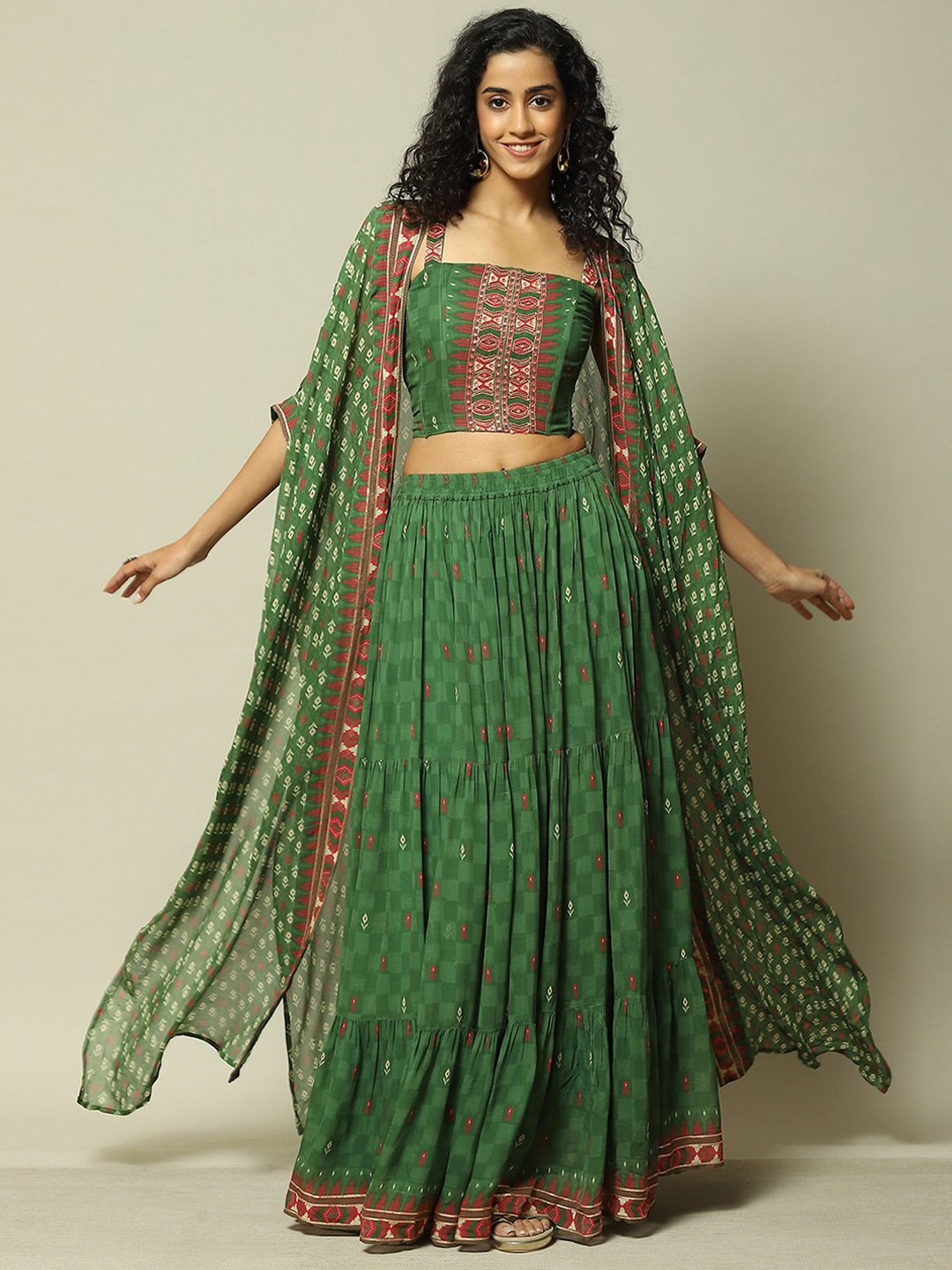 

Rangriti Printed Crop Top With Skirt & Shrug, Green