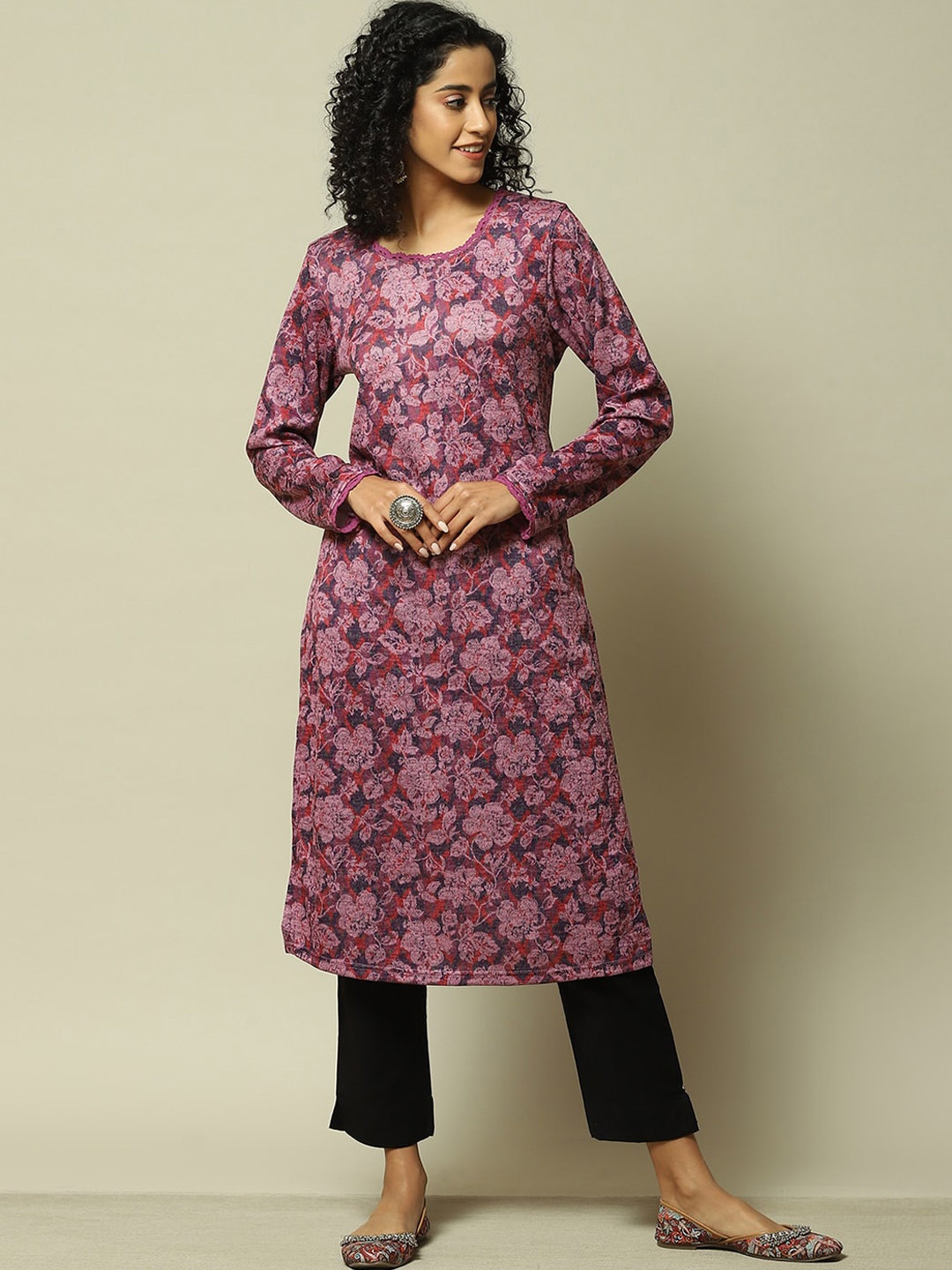 

Rangriti Abstract Printed Thread Work Strigth Kurta, Pink