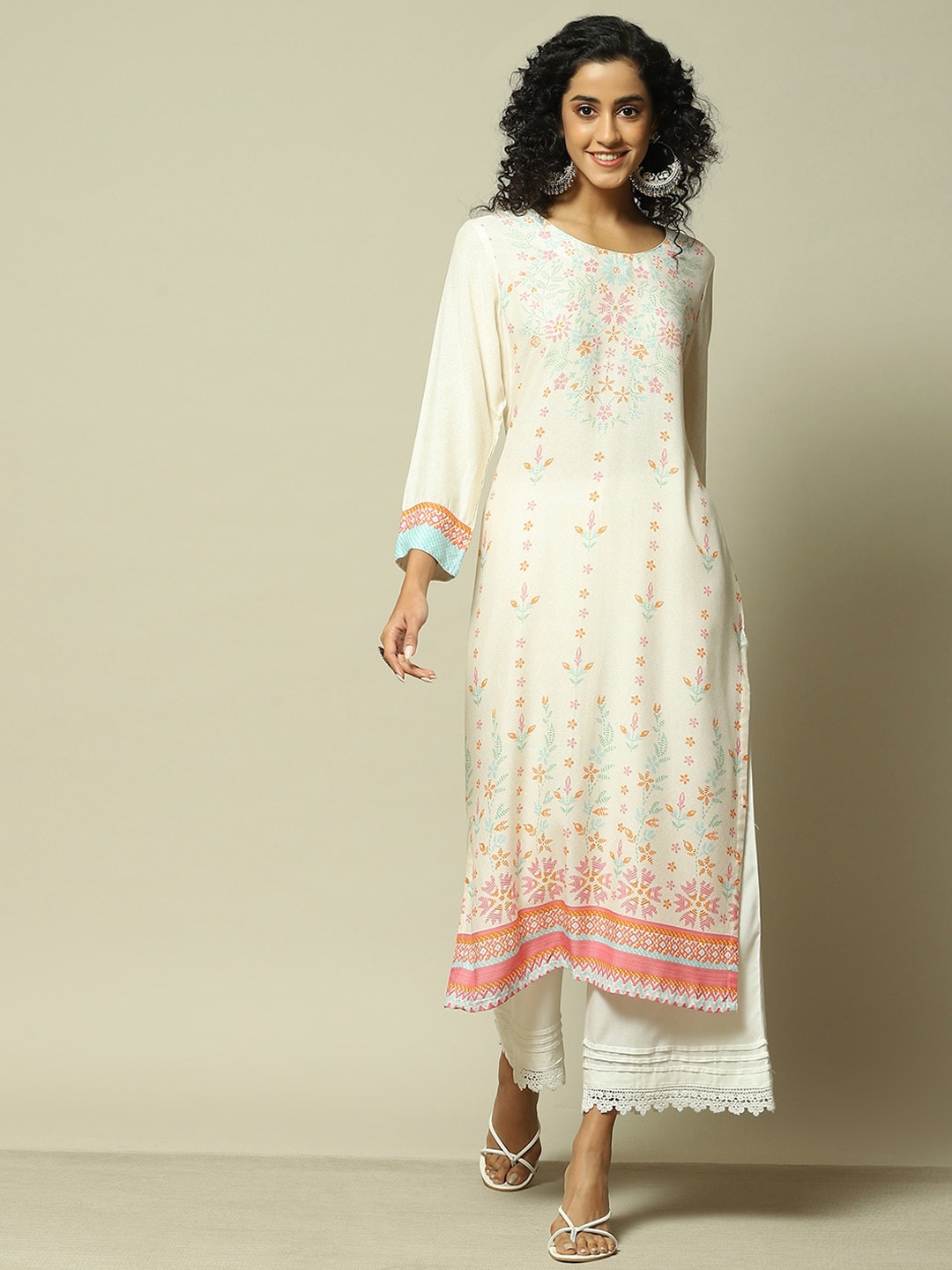 

Rangriti Round Neck Long Sleeves Floral Printed Kurta, Off white