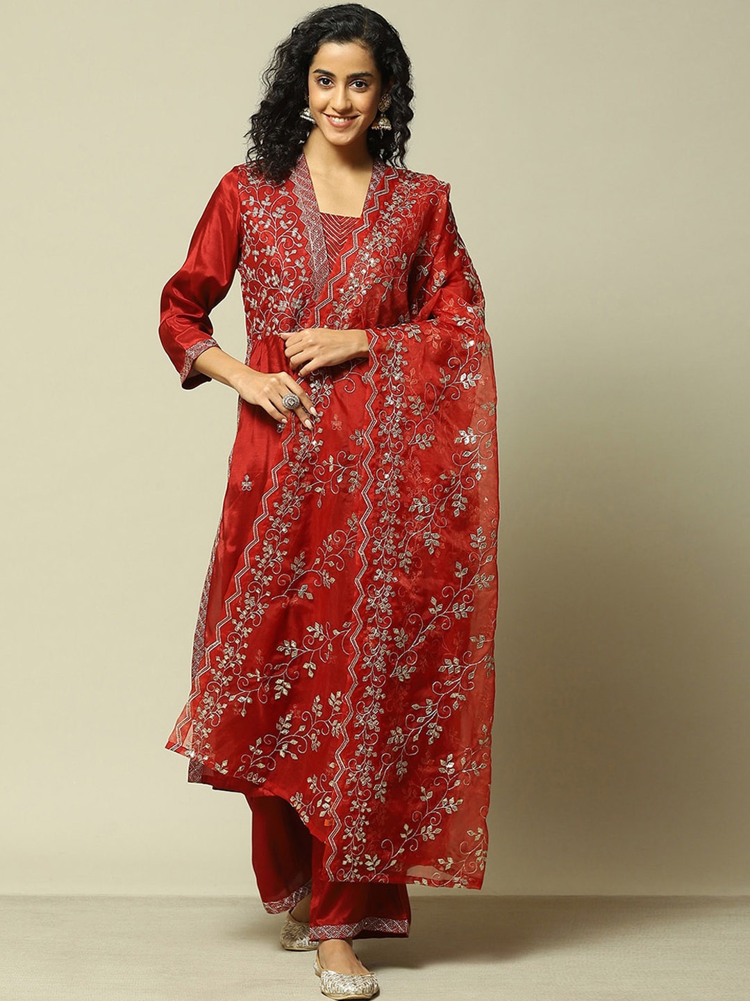

Rangriti Floral Embroidered Straight Kurta With Palazzo & Dupatta, Rust