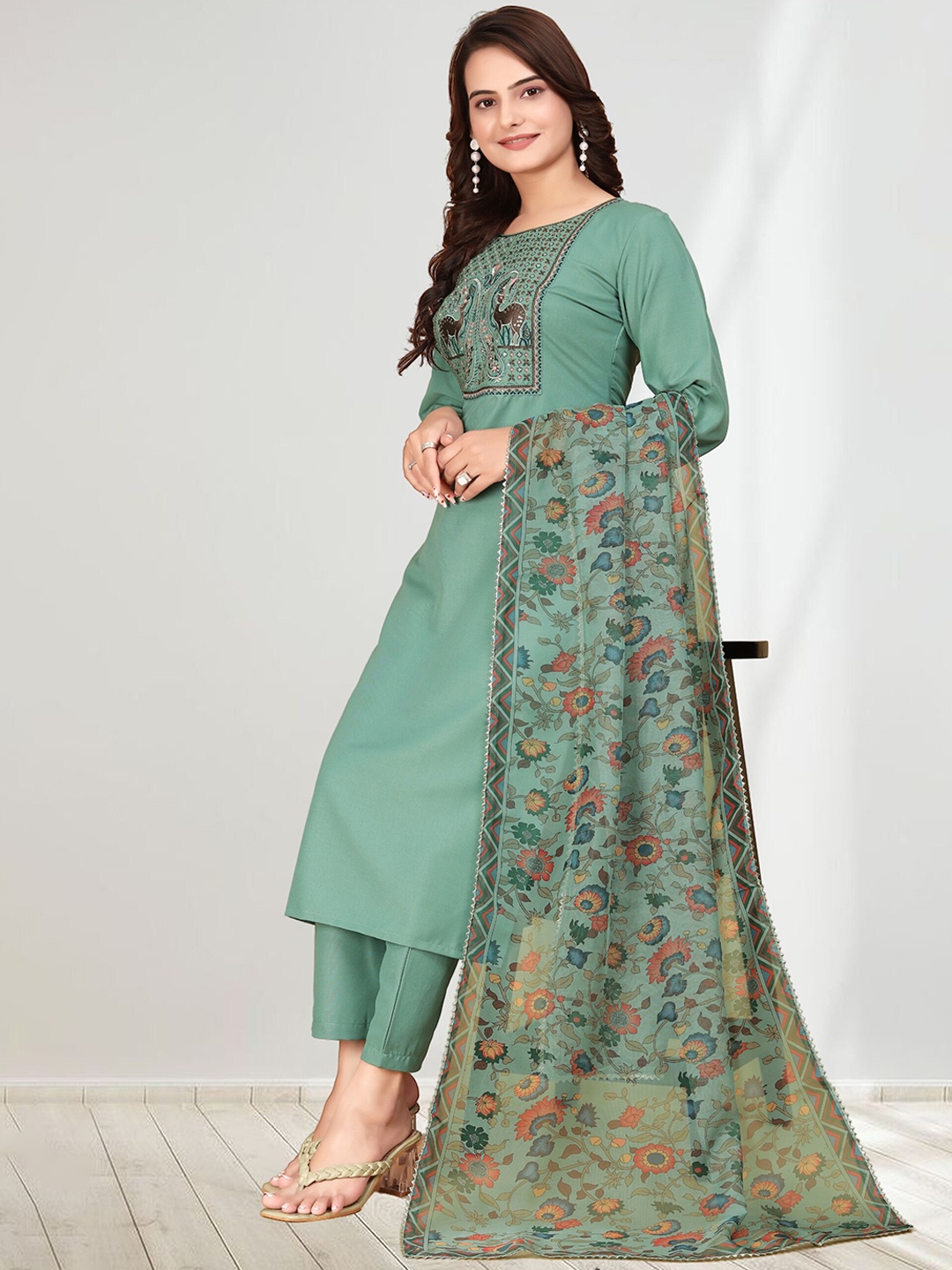 

Anouk Ethnic Motifs Embroidered Thread Work Straight Kurta With Trousers & Dupatta, Green