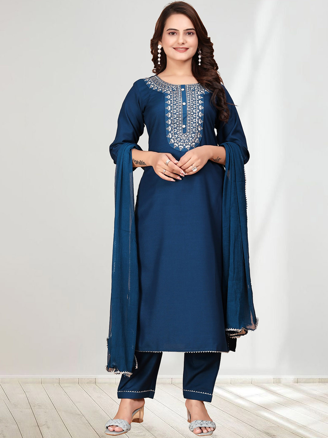 

Anouk Ethnic Motifs Embroidered Regular Thread Work Straight Kurta With Trousers & Dupatta, Blue