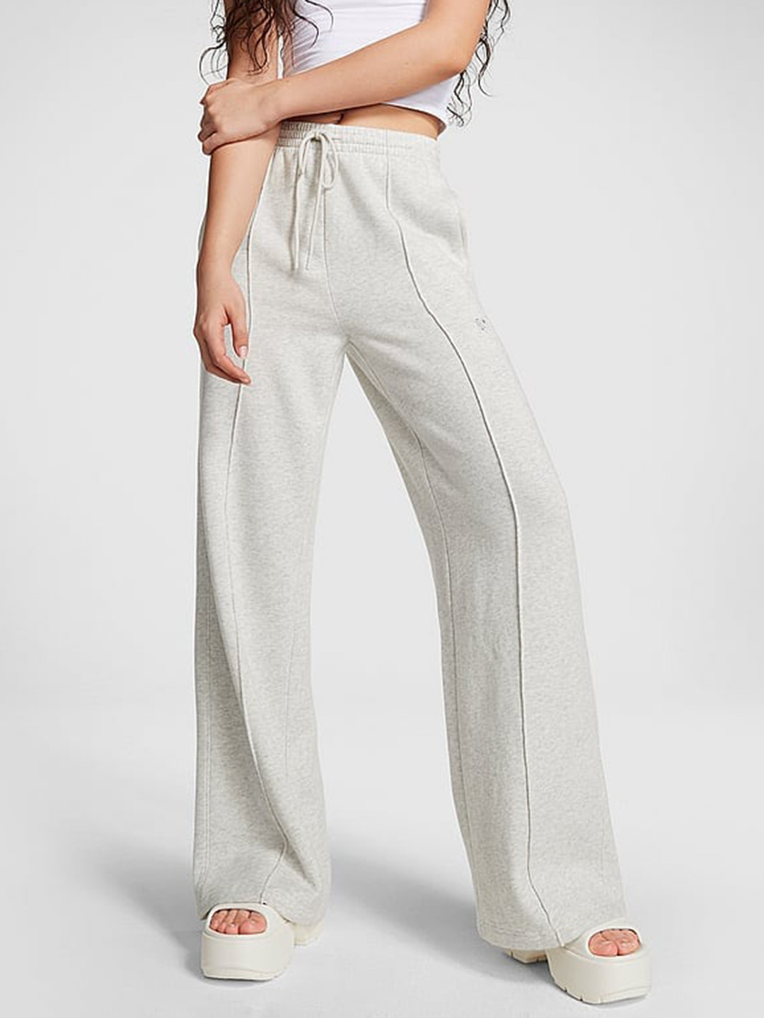 

Victoria's Secret PINK Ivy Women Relaxed Fit Fleece Major Wide-Leg Track Pants, Grey
