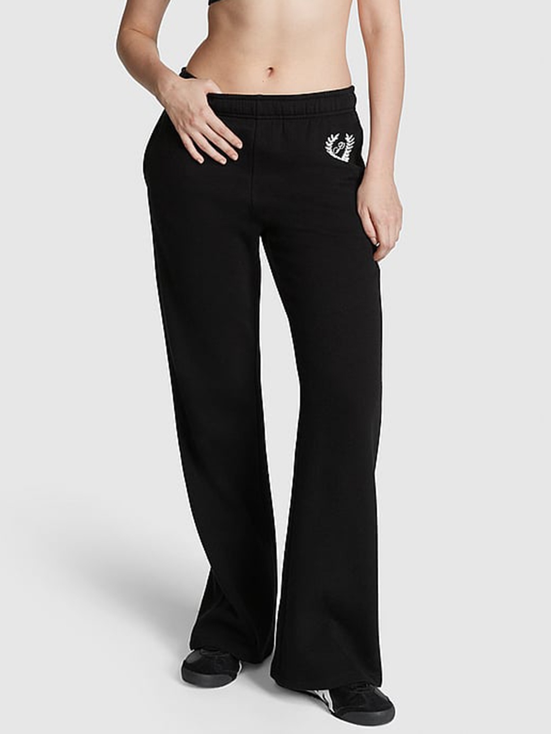 

Victoria's Secret PINK Women Extra-Credit Flared Track Pants, Black