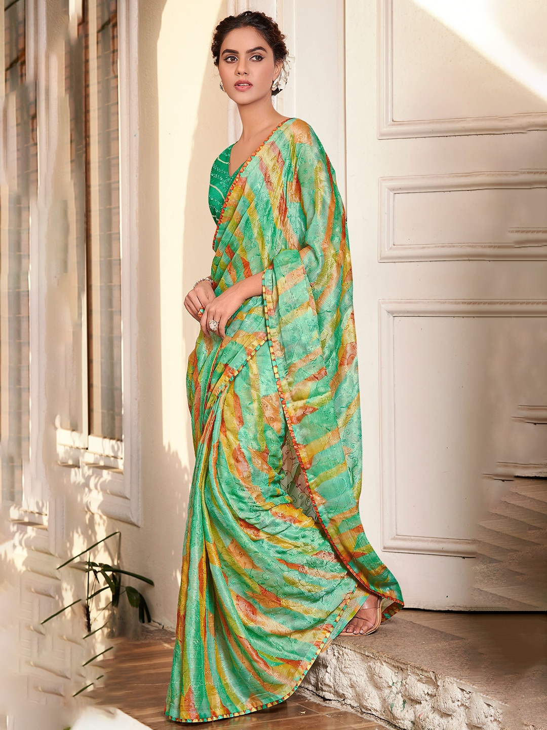 

Mitera Ethnic Motifs Brasso Saree, Green