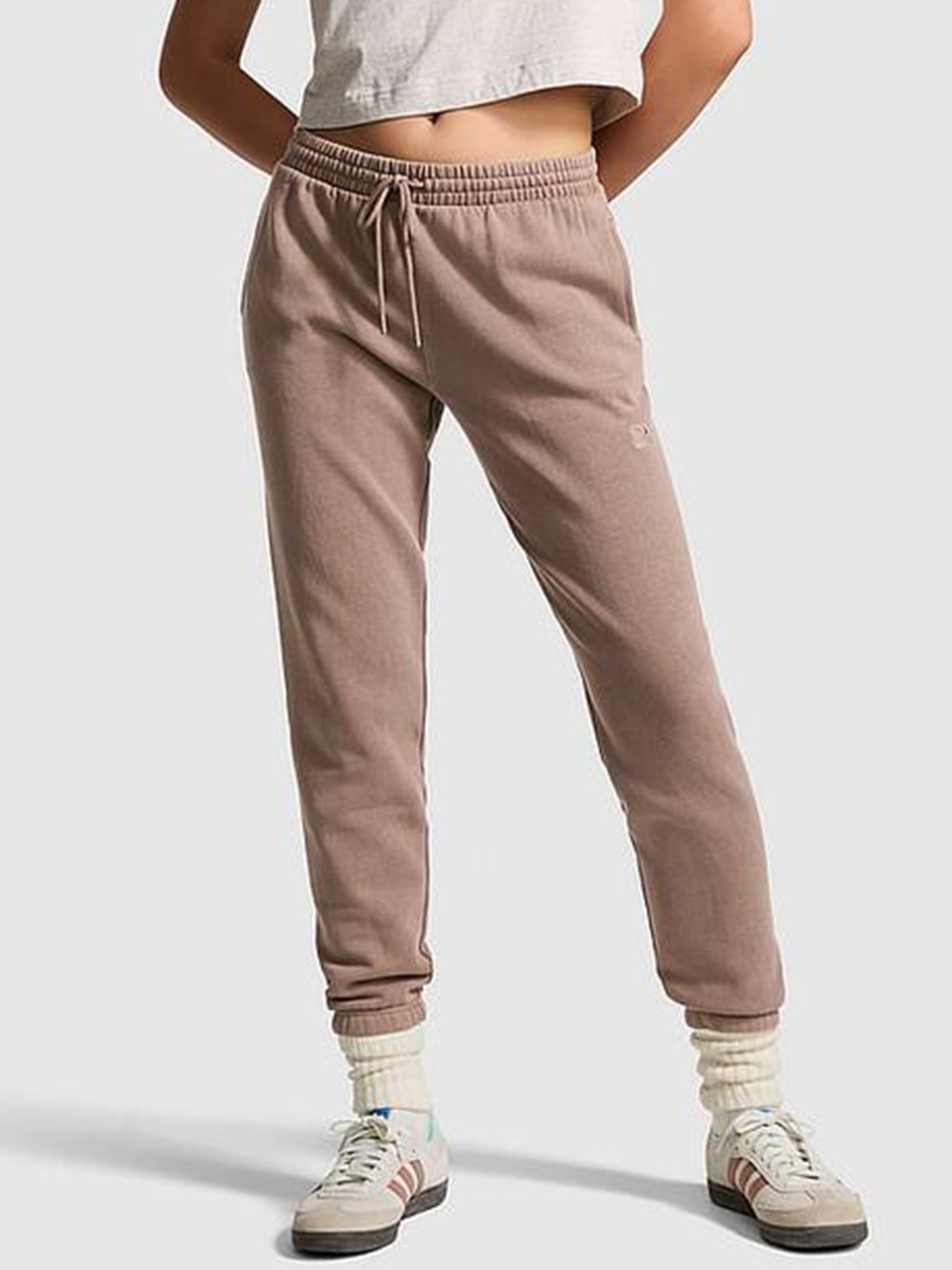 

Victoria's Secret PINK Ivy Women Fleece Gym Class Fitted Track Pants, Brown